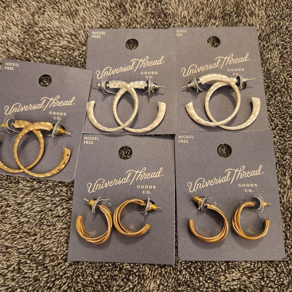lot of 5 pairs of Universal Thread Hoop Earrings Gold and Silver Tone